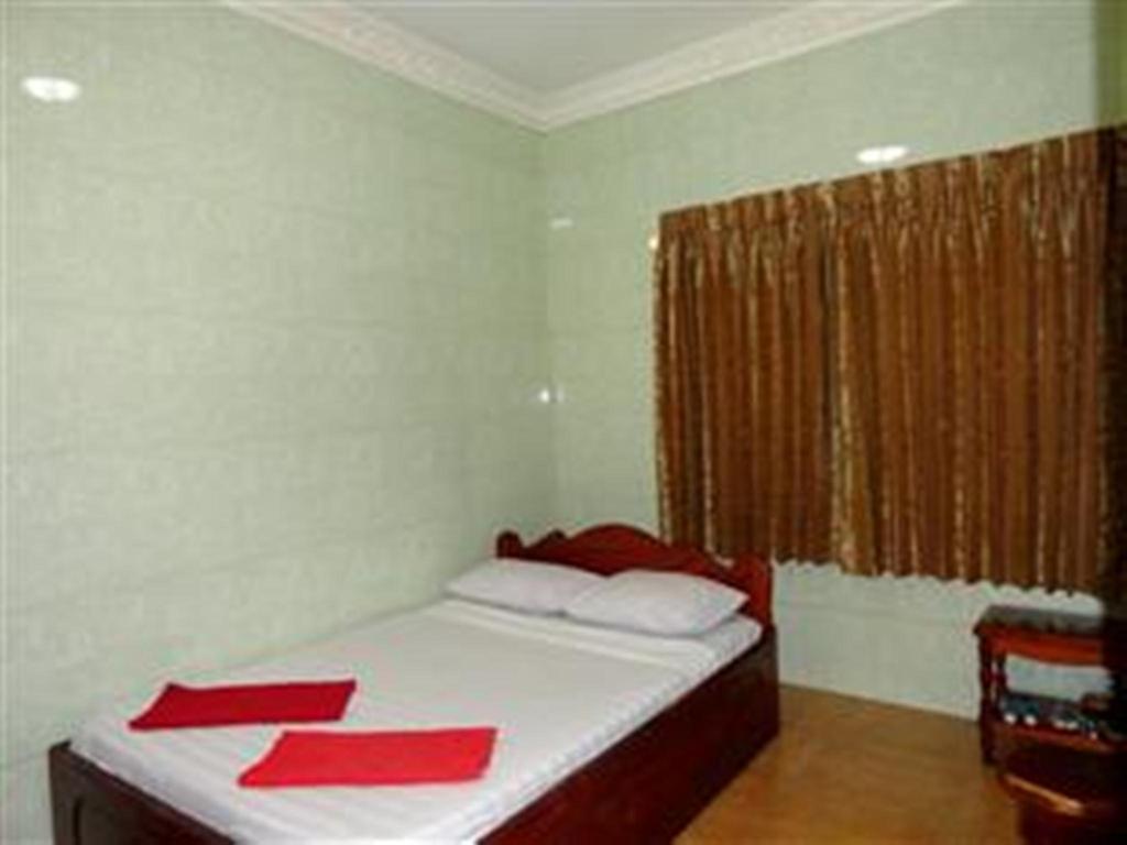 Lucky 1 Guesthouse Phnom Penh Exteriör bild